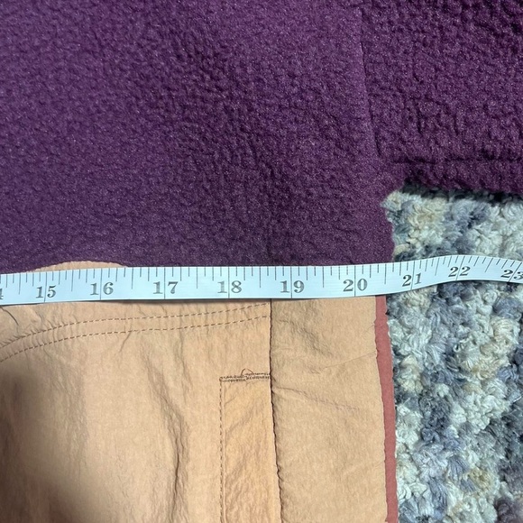 537-Fabletics Purple and tan Sherpa fleece pullover with 1/4 zip #sherpa… - Picture 5 of 8
